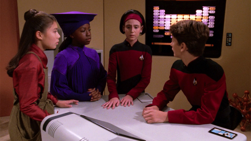 Illustration for article titled The 15 Weirdest Missions Star Trek: The Next Generation Boldly Went On
